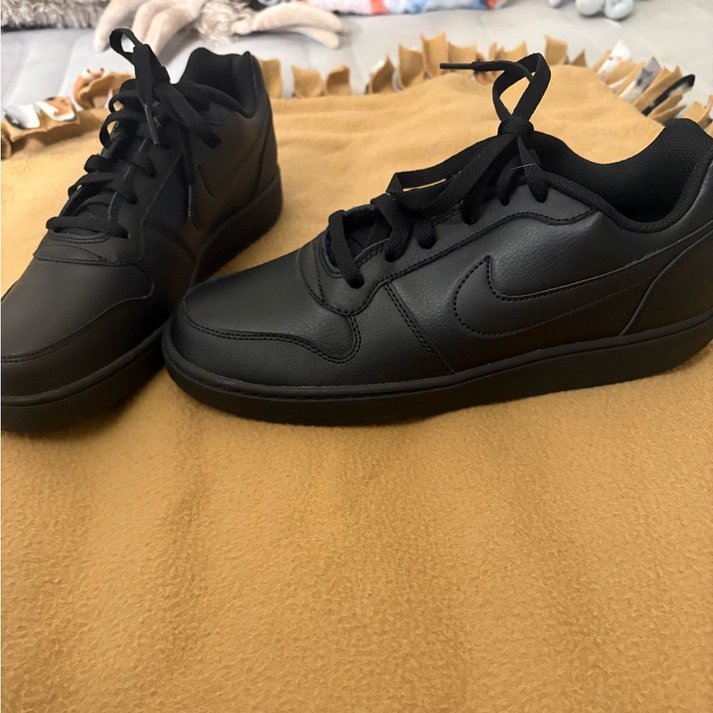 Nike Men's court vision low